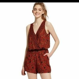 Mossimo V-Neck Sleeveless Rustic Orange Sunflower Shorts Romper XL